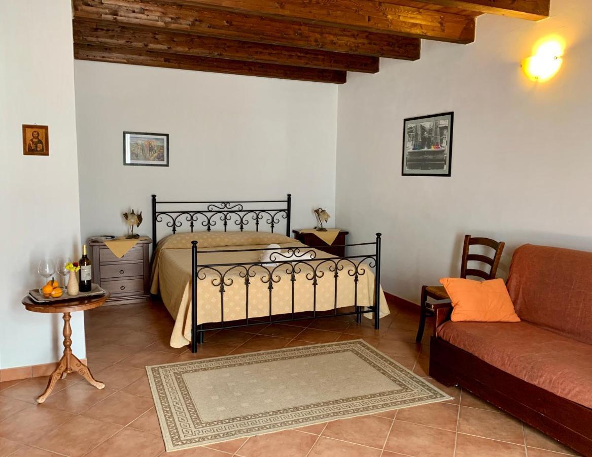 קלטפימי Agriturismo Tenute Pispisa Segesta מראה חיצוני תמונה