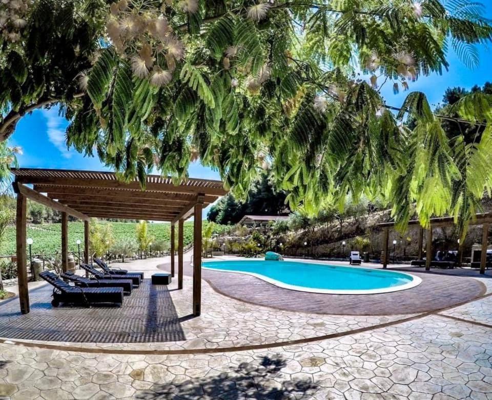 קלטפימי Agriturismo Tenute Pispisa Segesta מראה חיצוני תמונה