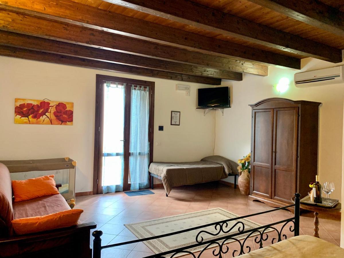 קלטפימי Agriturismo Tenute Pispisa Segesta מראה חיצוני תמונה