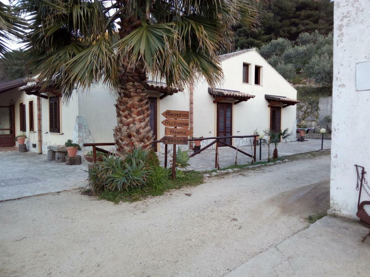 קלטפימי Agriturismo Tenute Pispisa Segesta מראה חיצוני תמונה